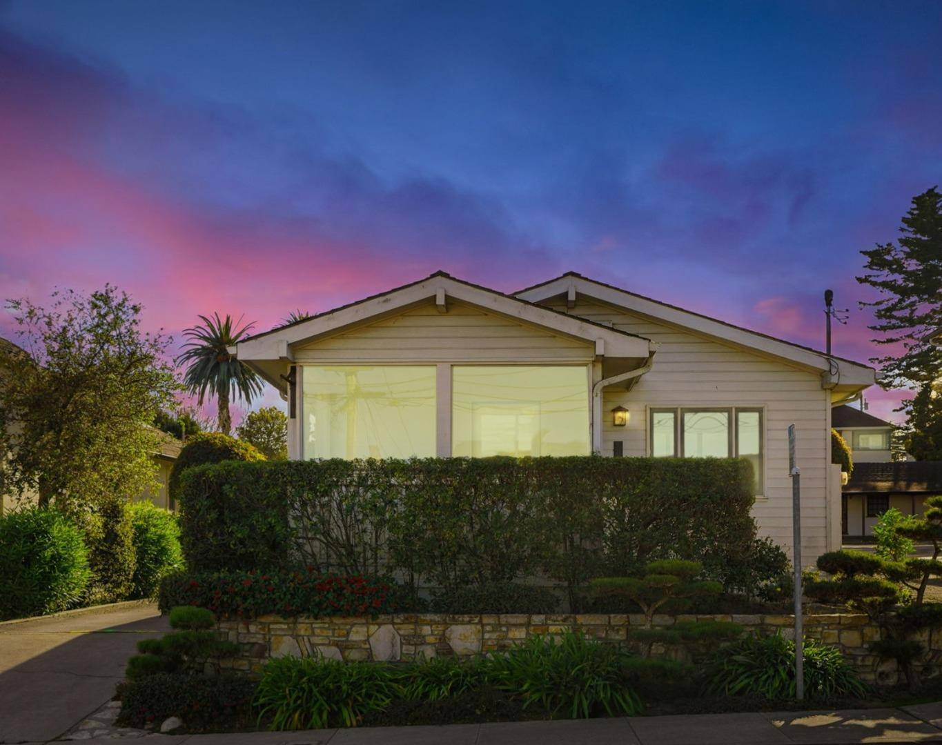 Monterey, CA 93940,167 El Dorado ST