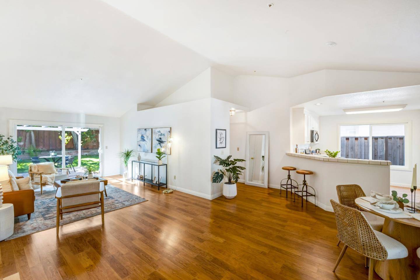 Salinas, CA 93908,17602 Winding Creek RD