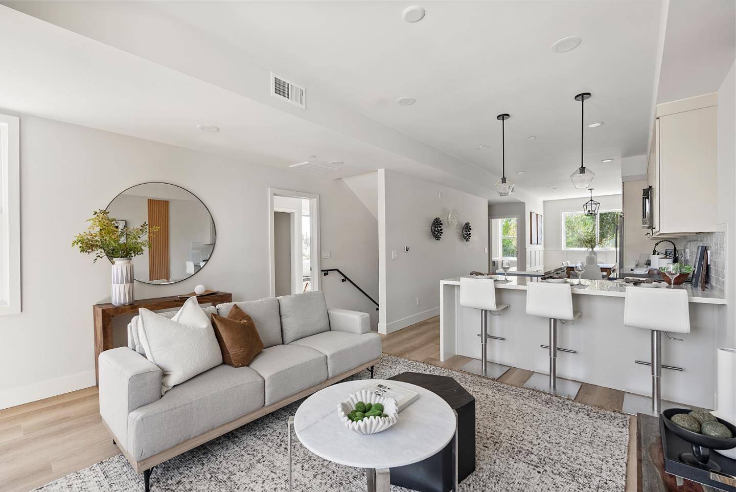 Campbell, CA 95008,523 Union AVE