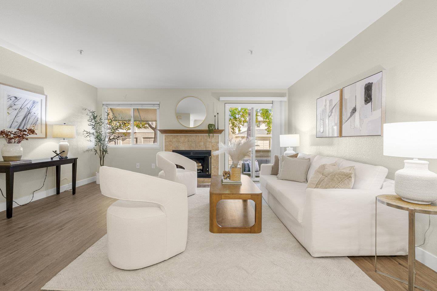 Foster City, CA 94404,141 Albacore LN