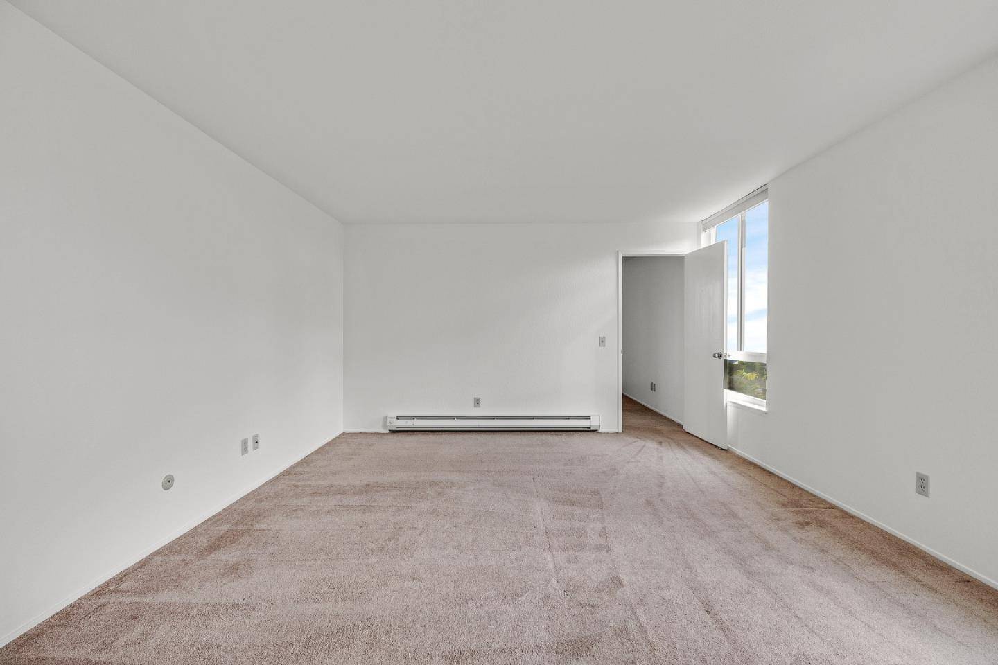 Millbrae, CA 94030,320 Vallejo DR 18