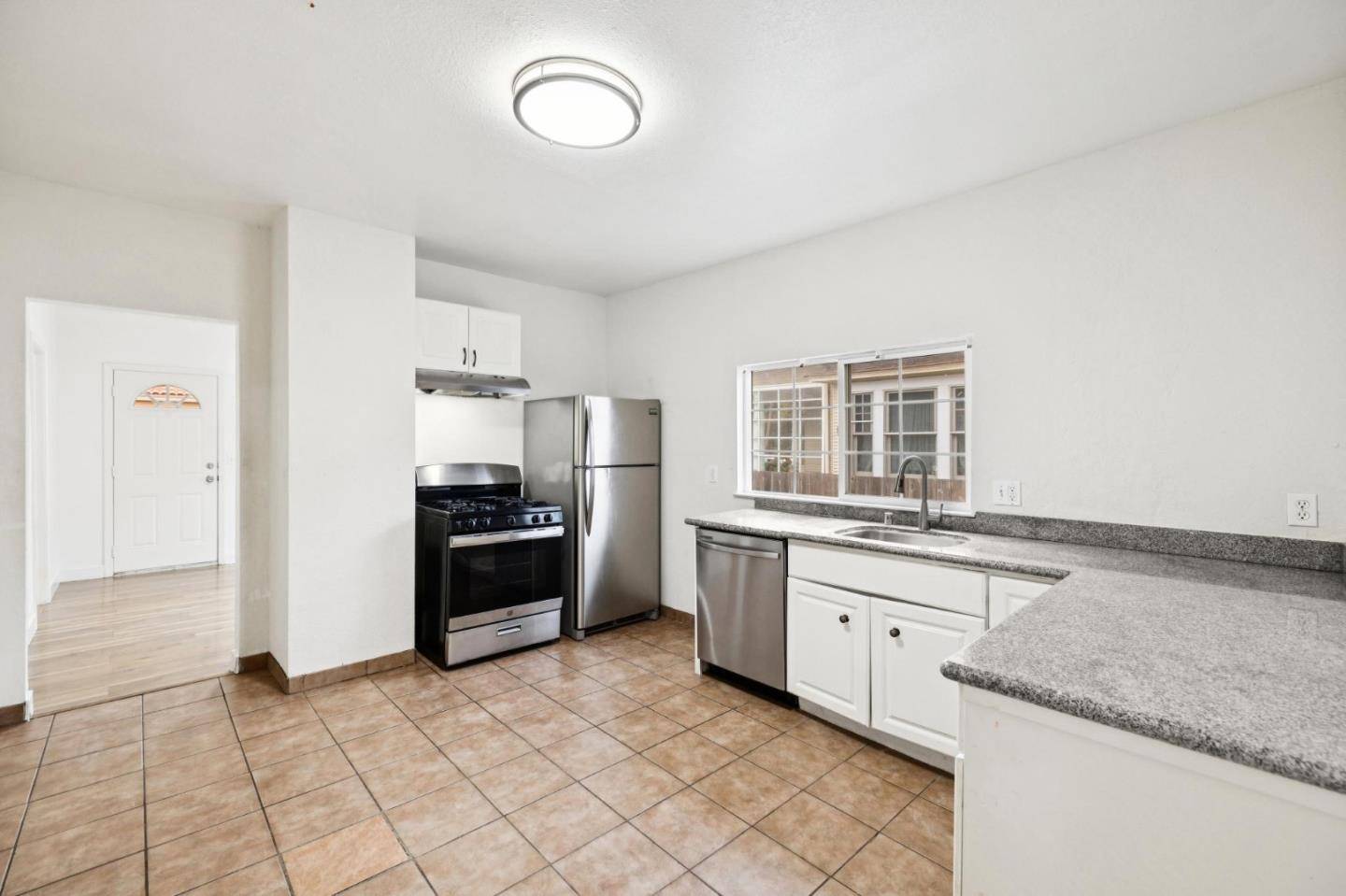 San Jose, CA 95110,735 Locust ST