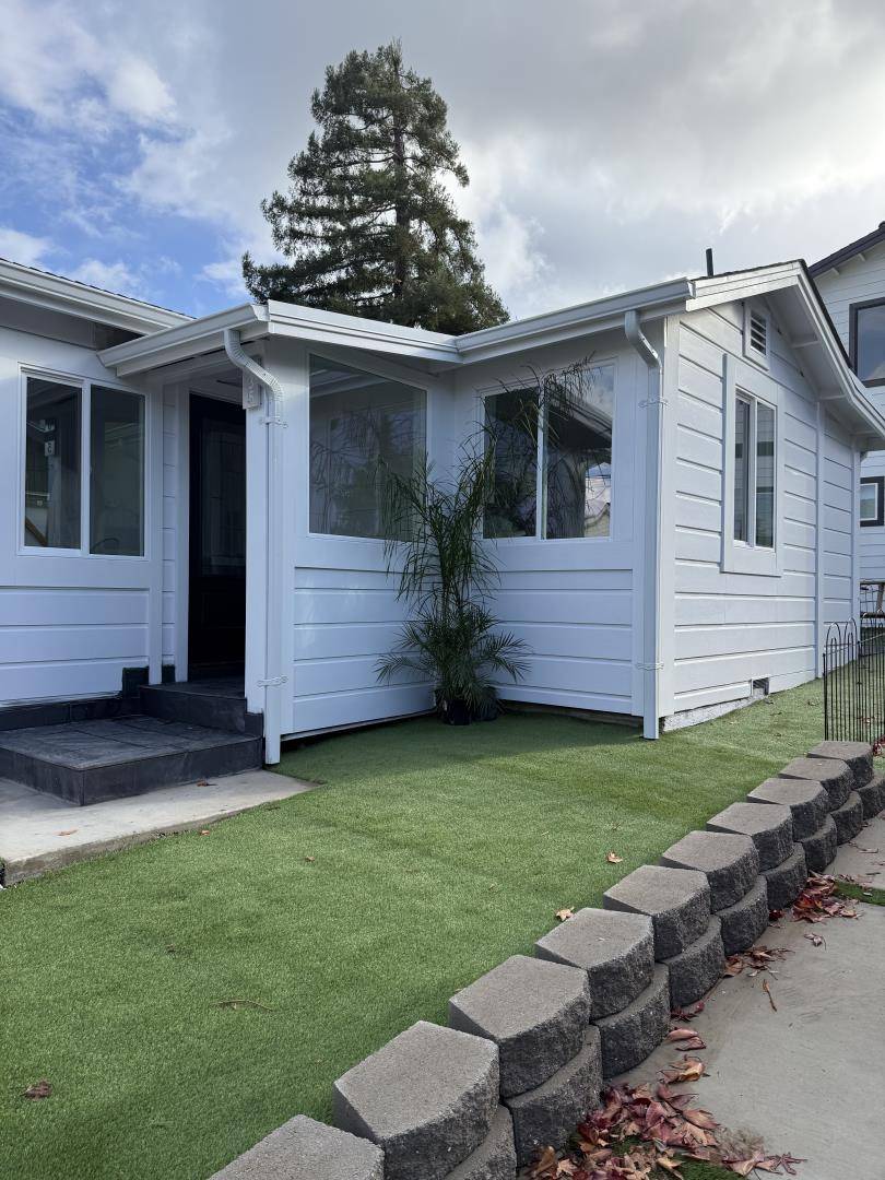 Brisbane, CA 94005,335 Monterey ST