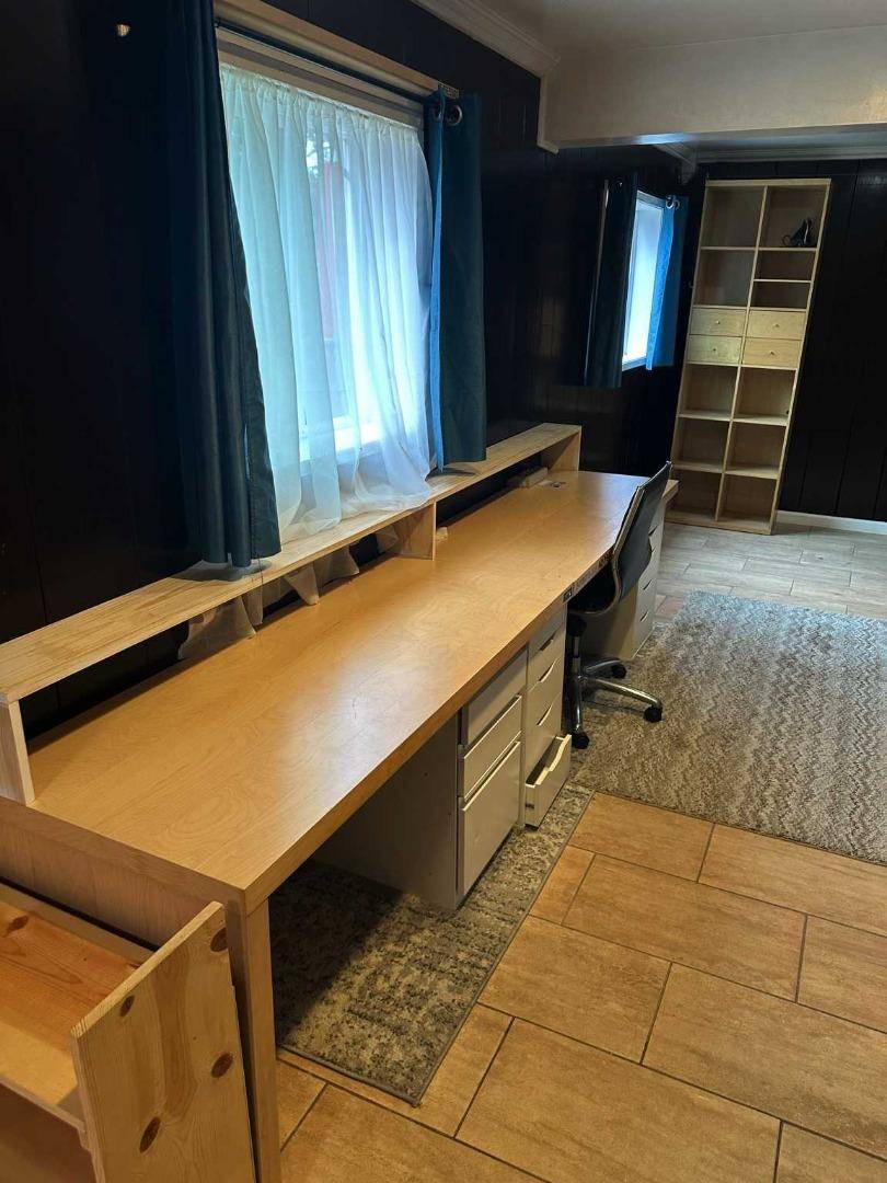 Hillsborough, CA 94010,25 Via Delizia