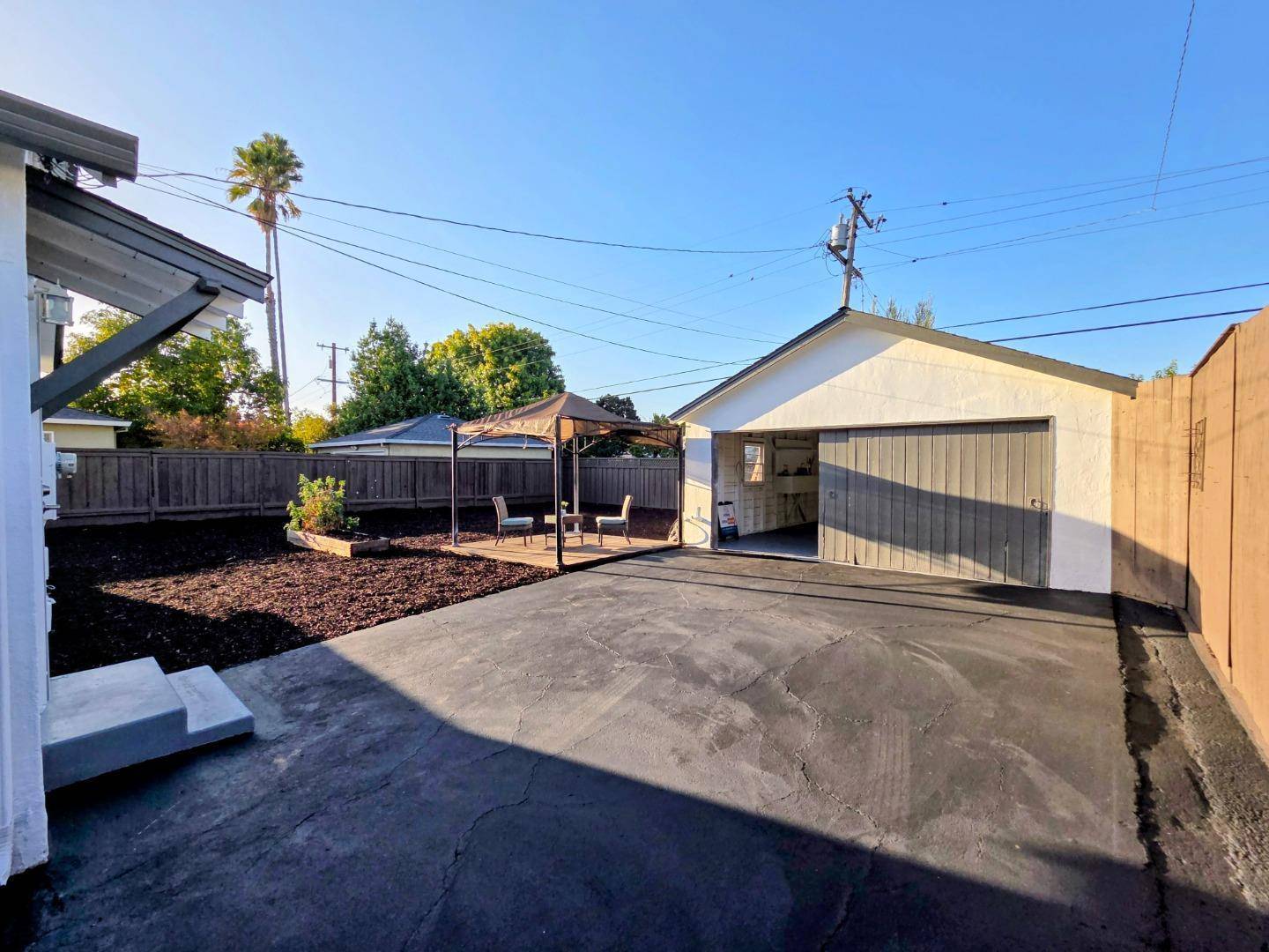 San Jose, CA 95117,3523 Kirkwood DR