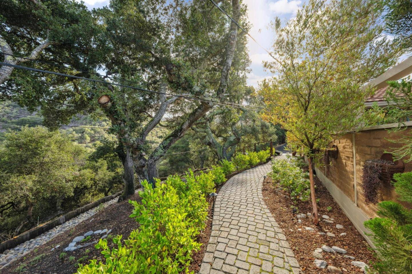 Carmel Valley, CA 93924,760 Country Club DR