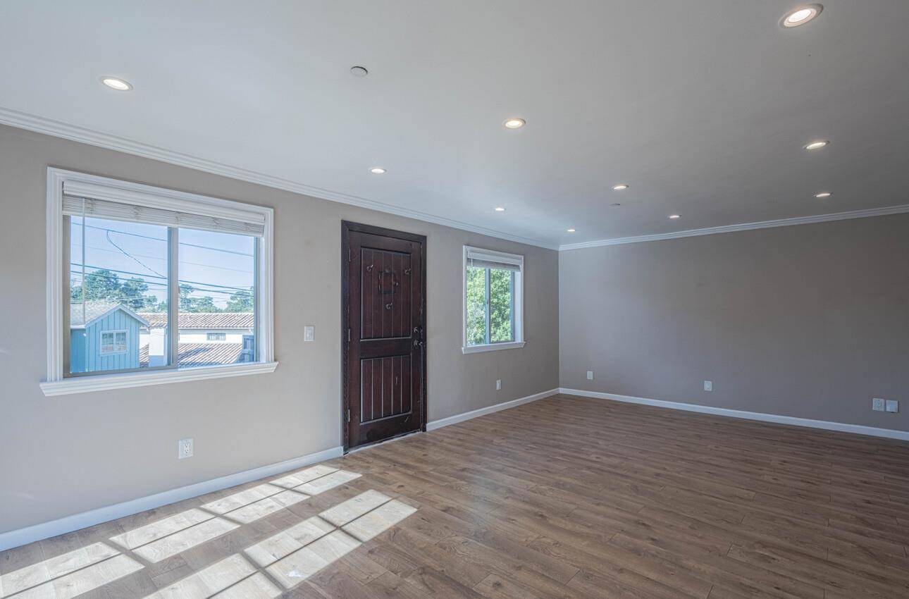 Pacific Grove, CA 93950,1113 Presidio BLVD