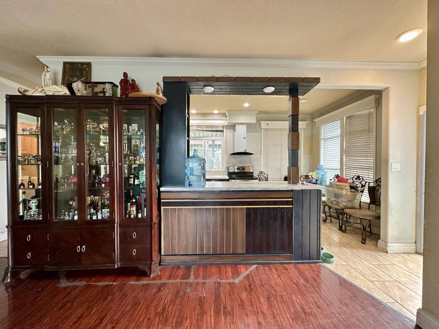 San Jose, CA 95121,1520 E Capitol EXPY 176