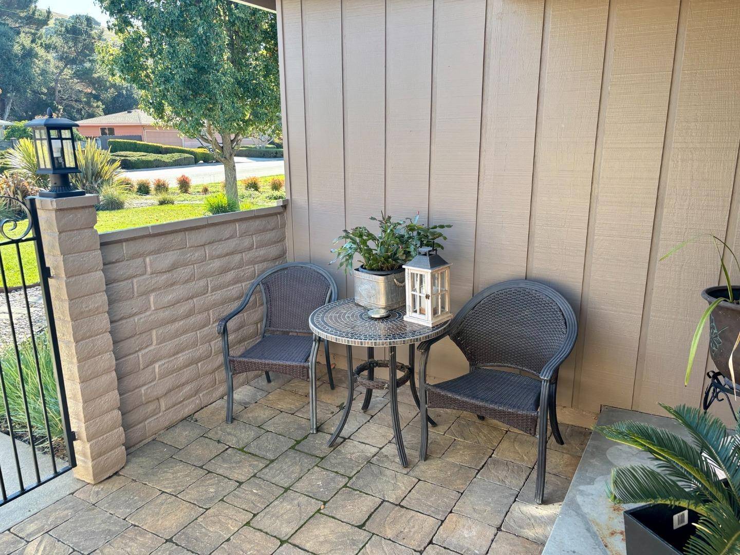 Salinas, CA 93908,20120 Portola DR