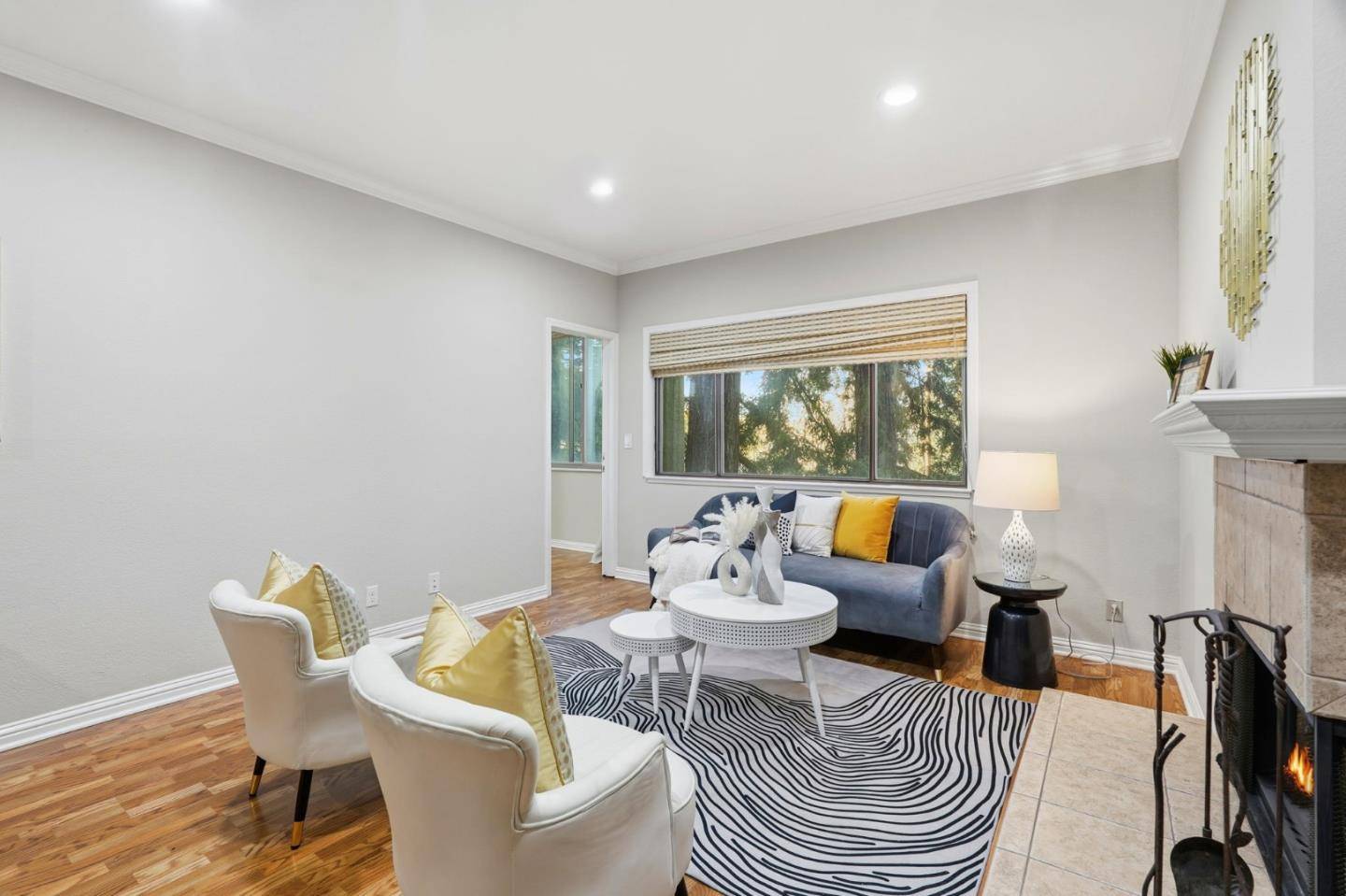 Santa Clara, CA 95054,2200 Agnew RD 207