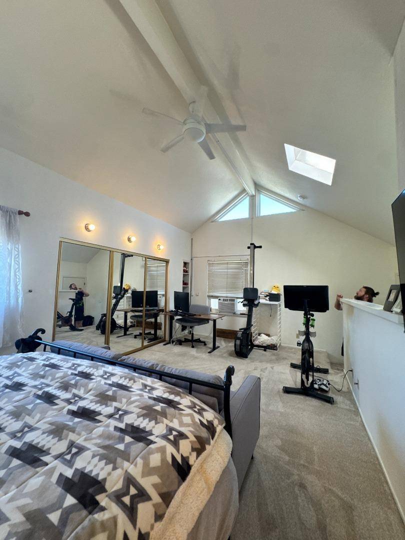 Campbell, CA 95008,833 S San Thomas Aquino RD L