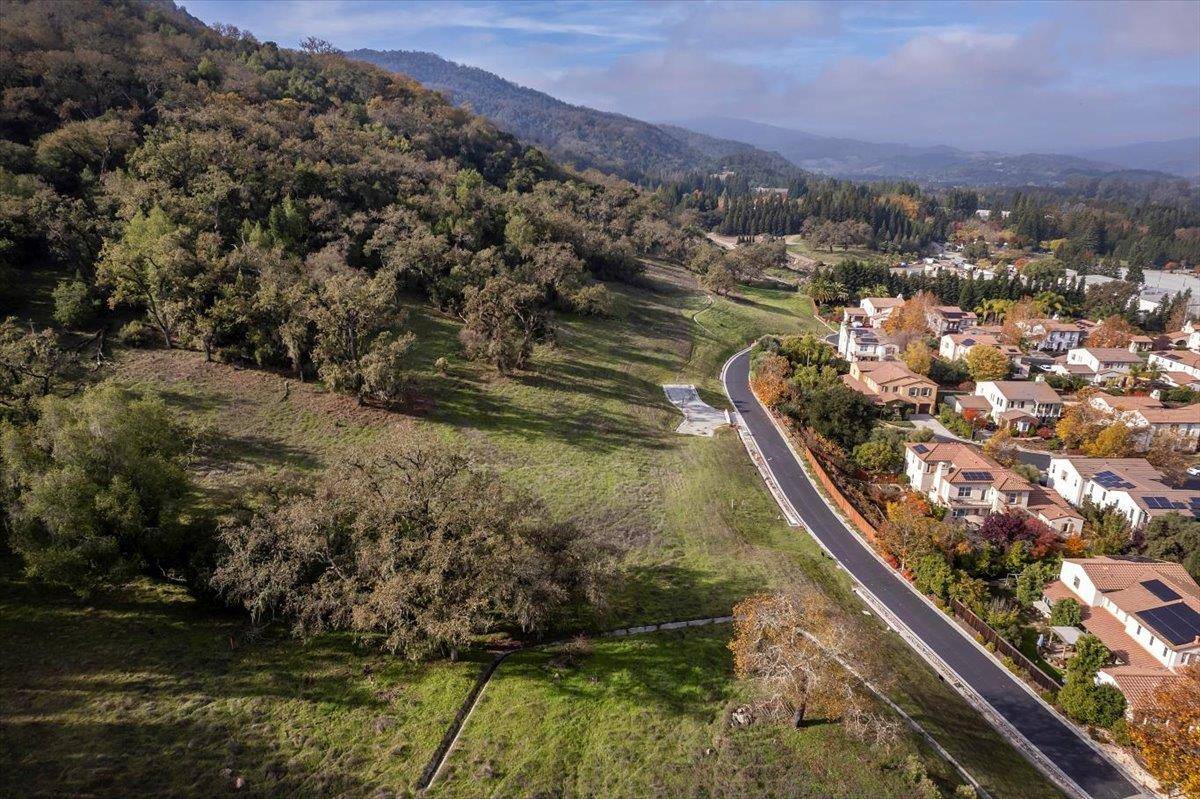 Gilroy, CA 95020,2820 Berwick AVE