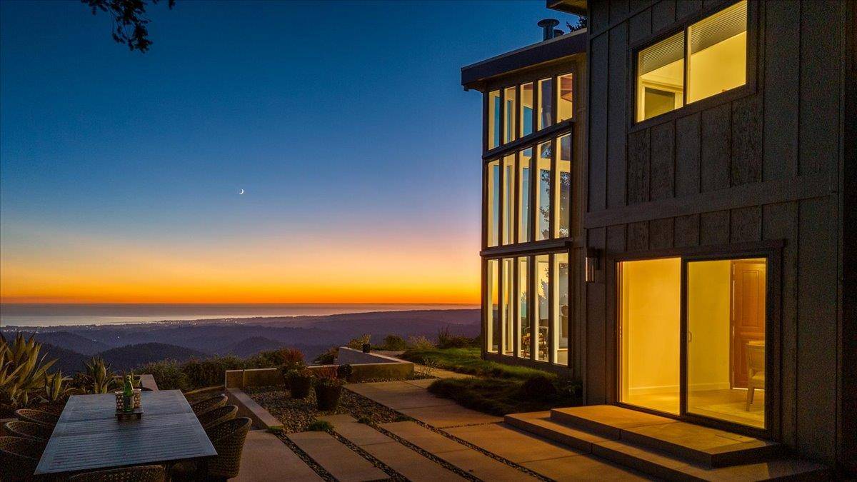 Los Gatos, CA 95033,580 Rancho Prieta RD