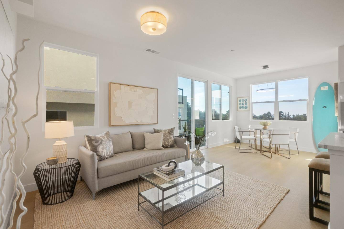 Pacifica, CA 94044,809 Fassler AVE