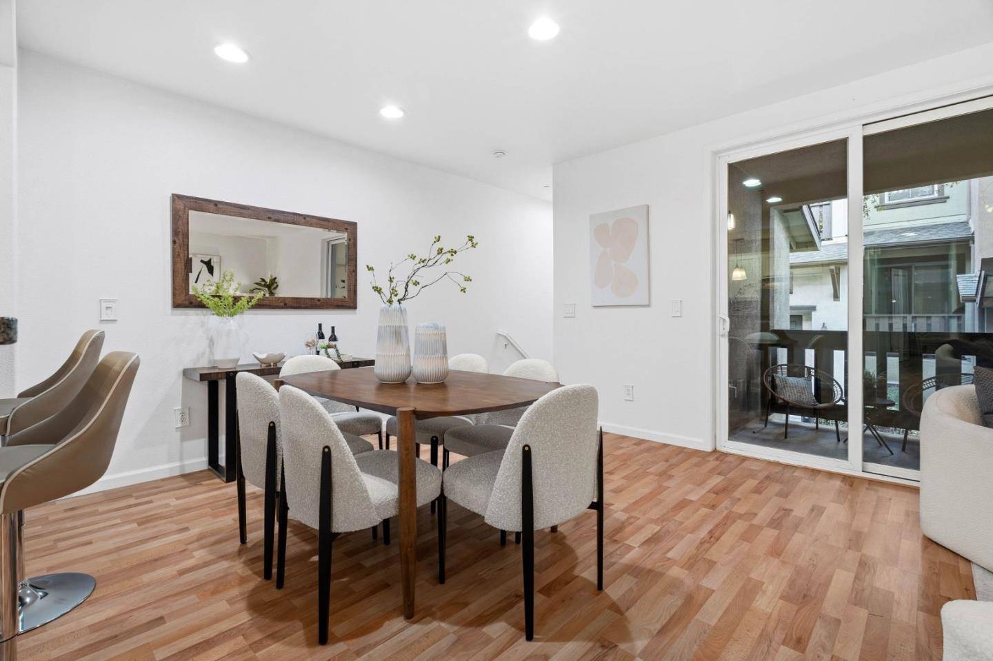 San Jose, CA 95112,663 Modern Ice DR