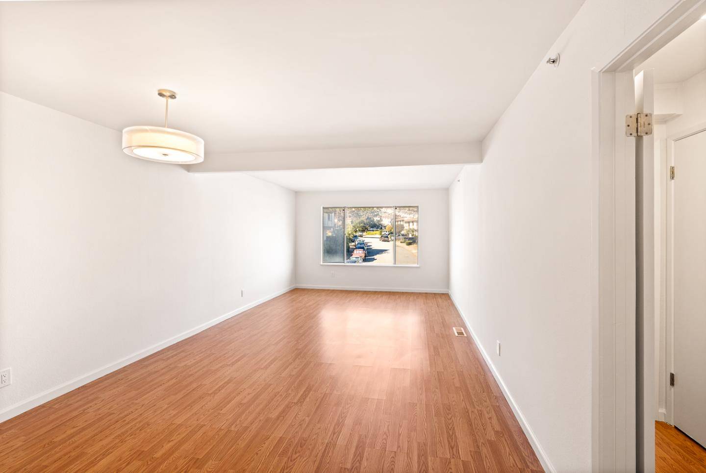 South San Francisco, CA 94080,2419 Rowntree WAY