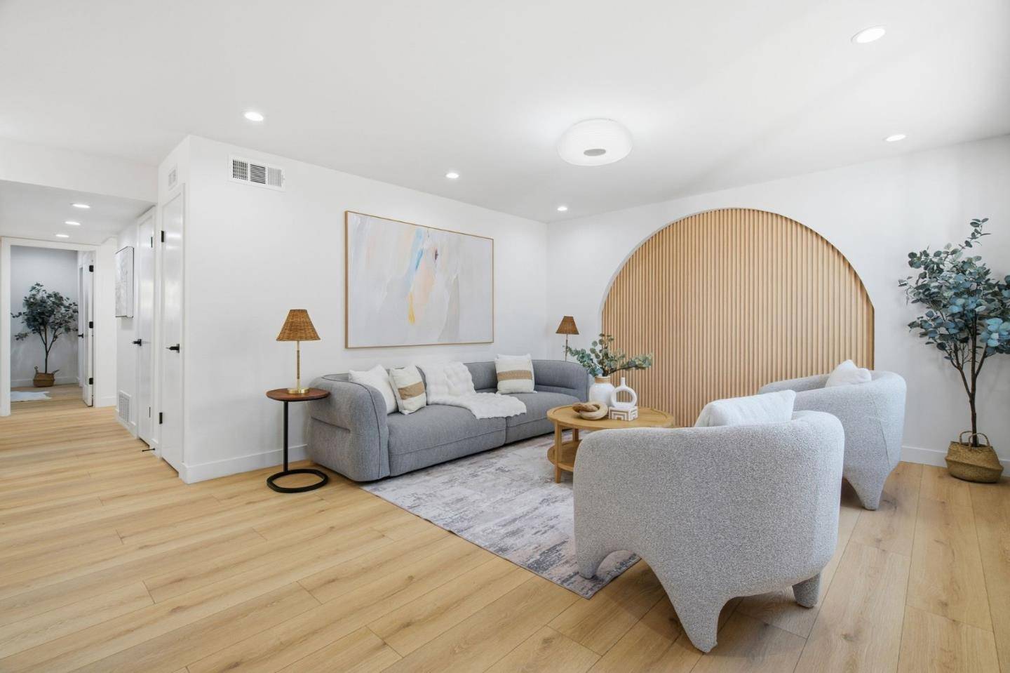 Campbell, CA 95008,816 Marilyn DR