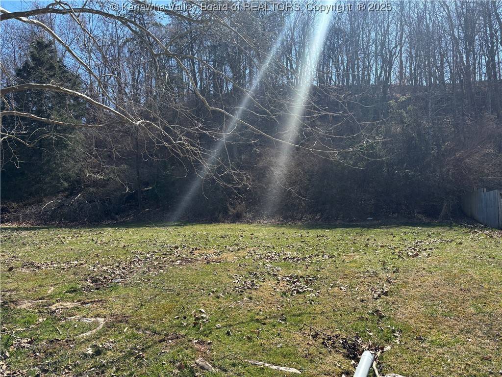 St Albans, WV 25177,1 Pipestem DR