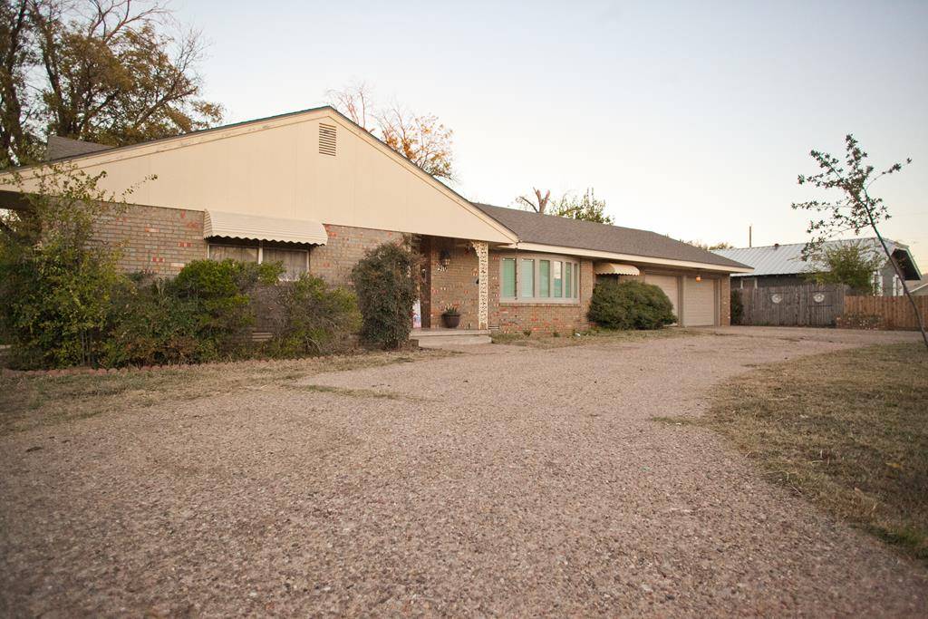 San Angelo, TX 76901,910/918 Jefferson St