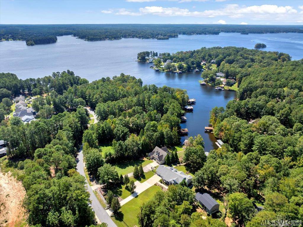 Henrico, NC 27842,242 Milton Dr