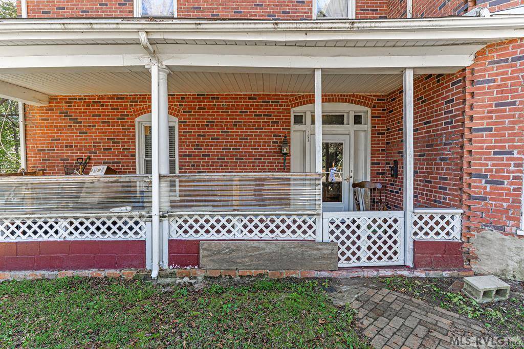 Emporia, VA 23847,107 West End Blvd.