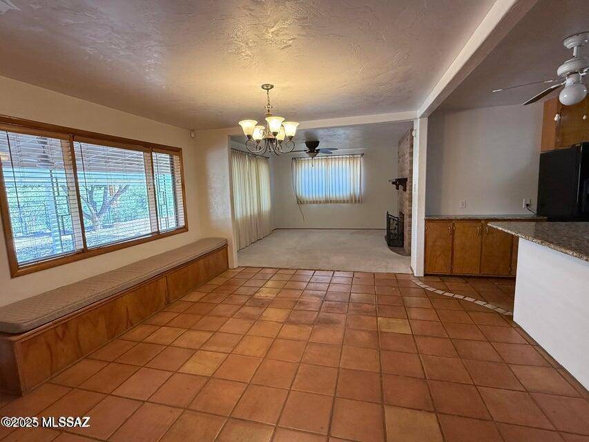 Benson, AZ 85602,876 S La Mesa DR