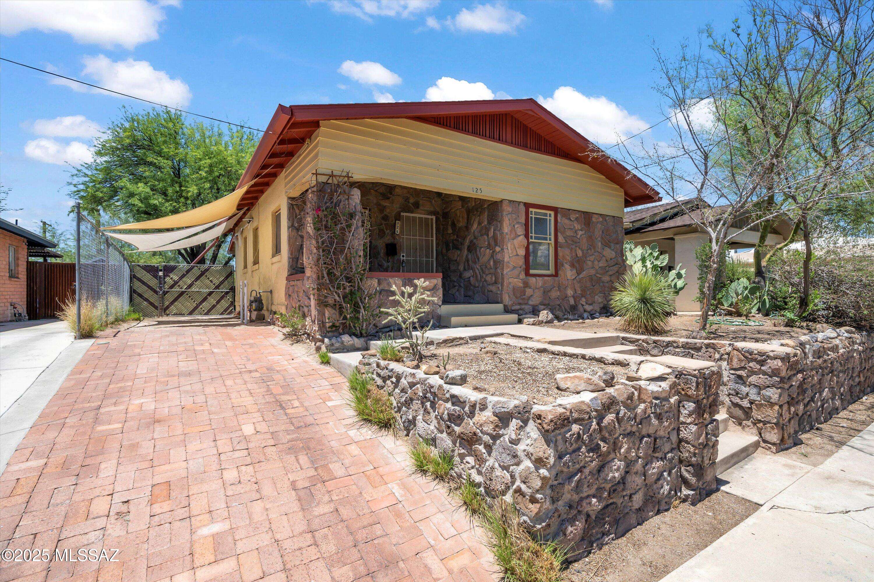 Tucson, AZ 85719,125 N 1st AVE