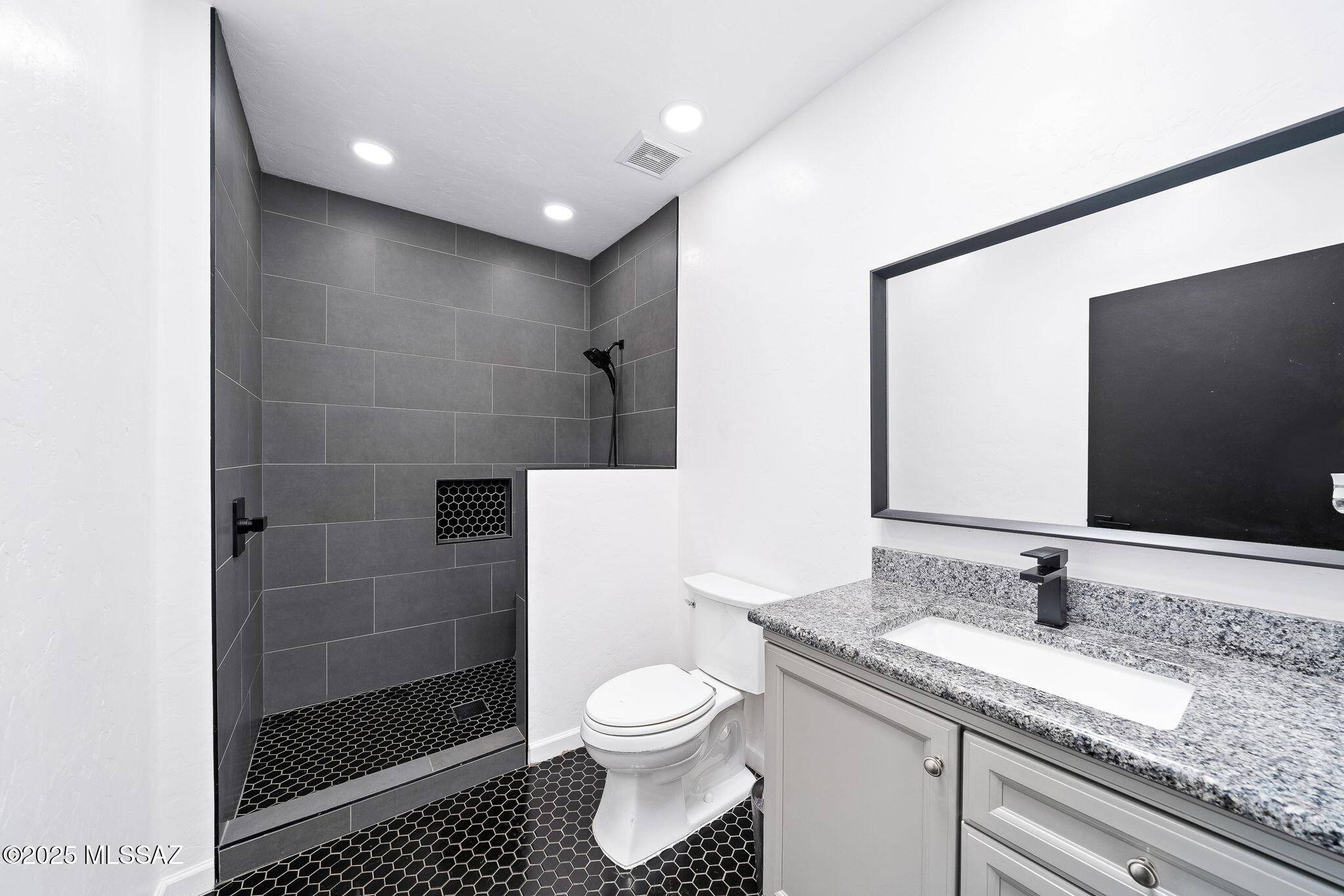 Tucson, AZ 85715,6858 E Vía Dorado