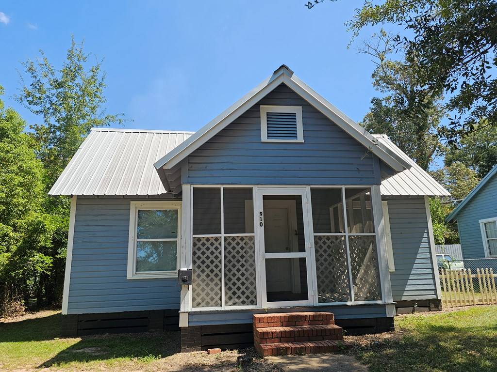 Albany, GA 31701,910 Jackson Street N