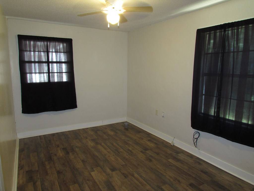 Blakely, GA 39823,76 Jefferson