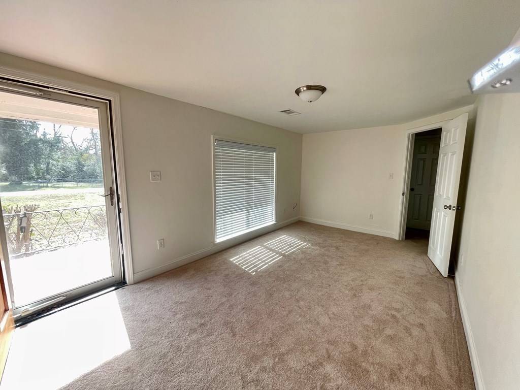 Leslie, GA 31764,112 Howell St