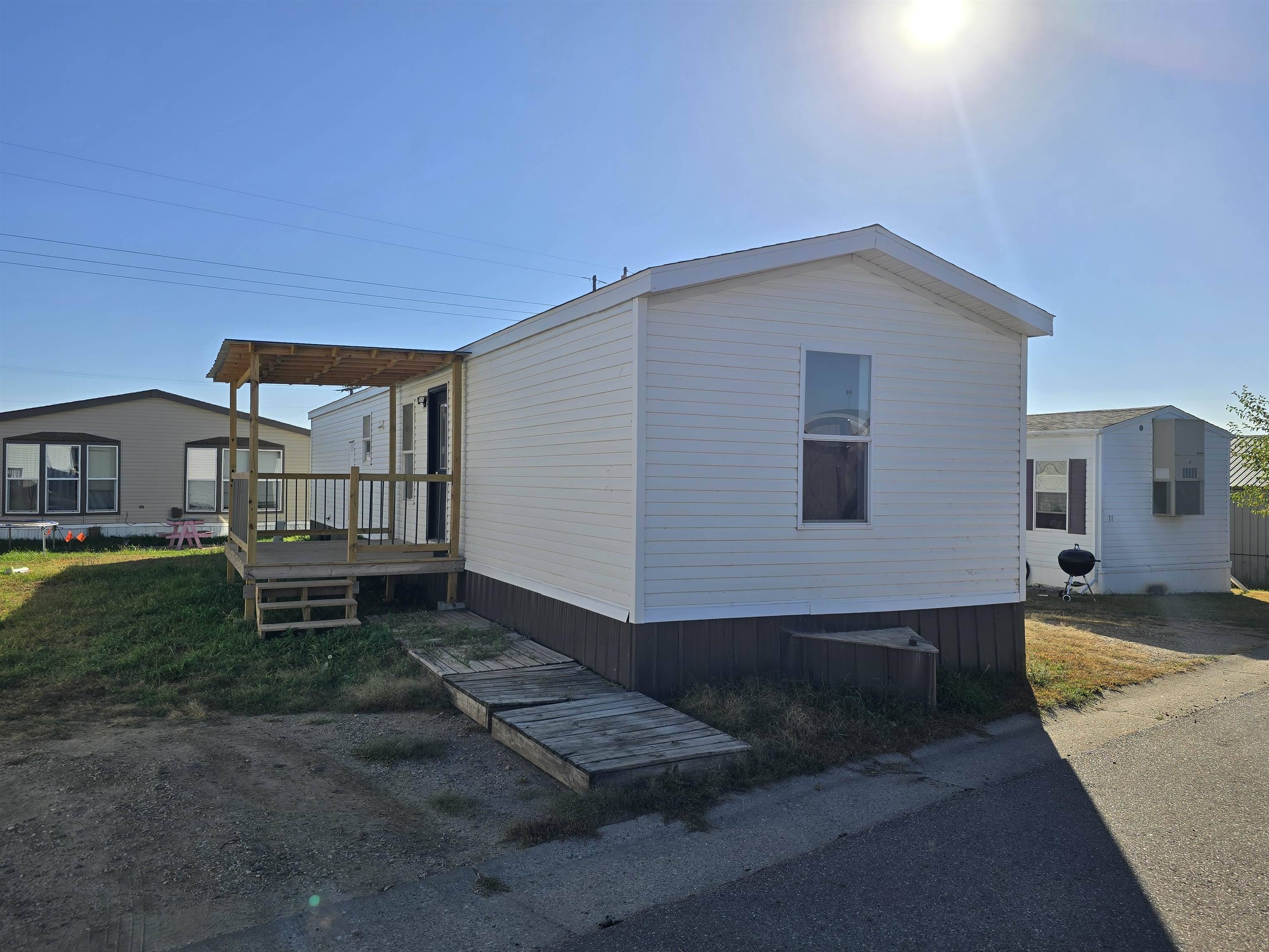 Yankton, SD 57078,2800 Broadway #12