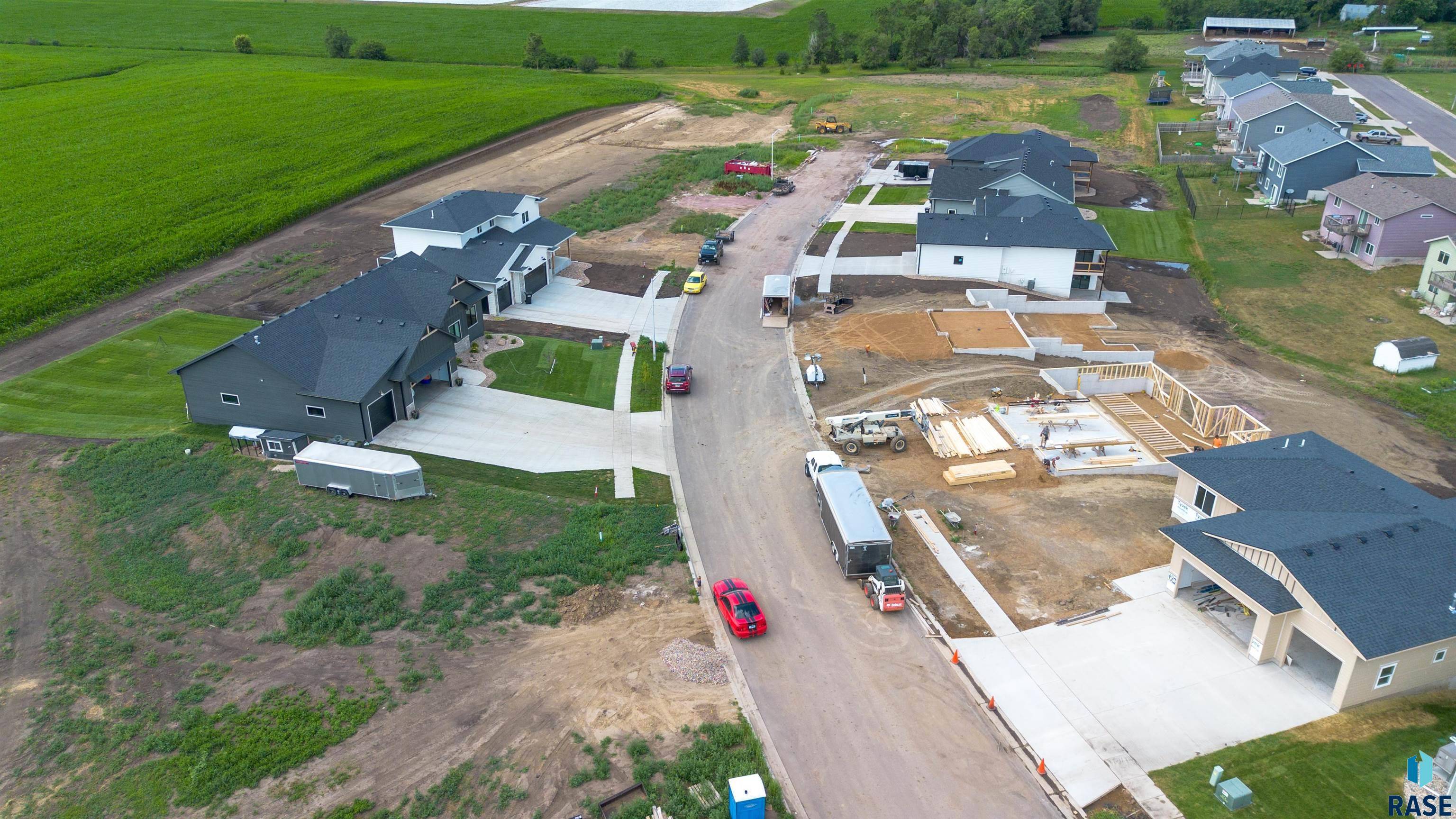 Valley Springs, SD 57068,127 Skyline Dr