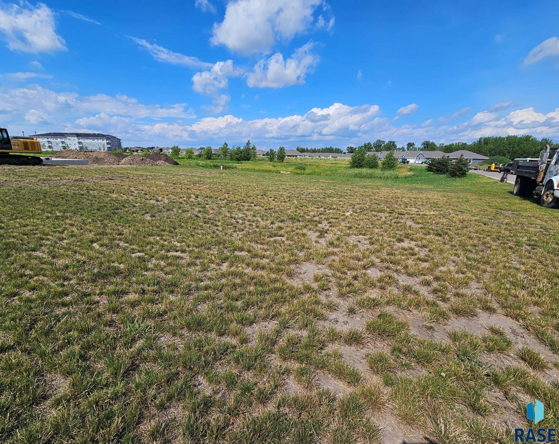 Brookings, SD 57006,Sweetgrass Dr