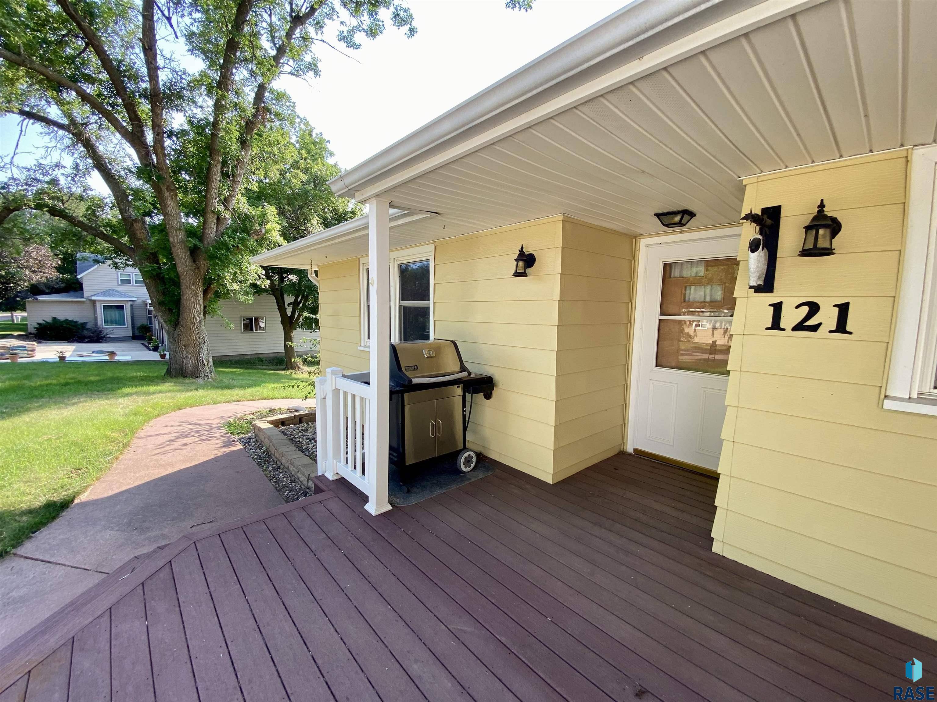 Centerville, SD 57014,121 Lincoln Ave