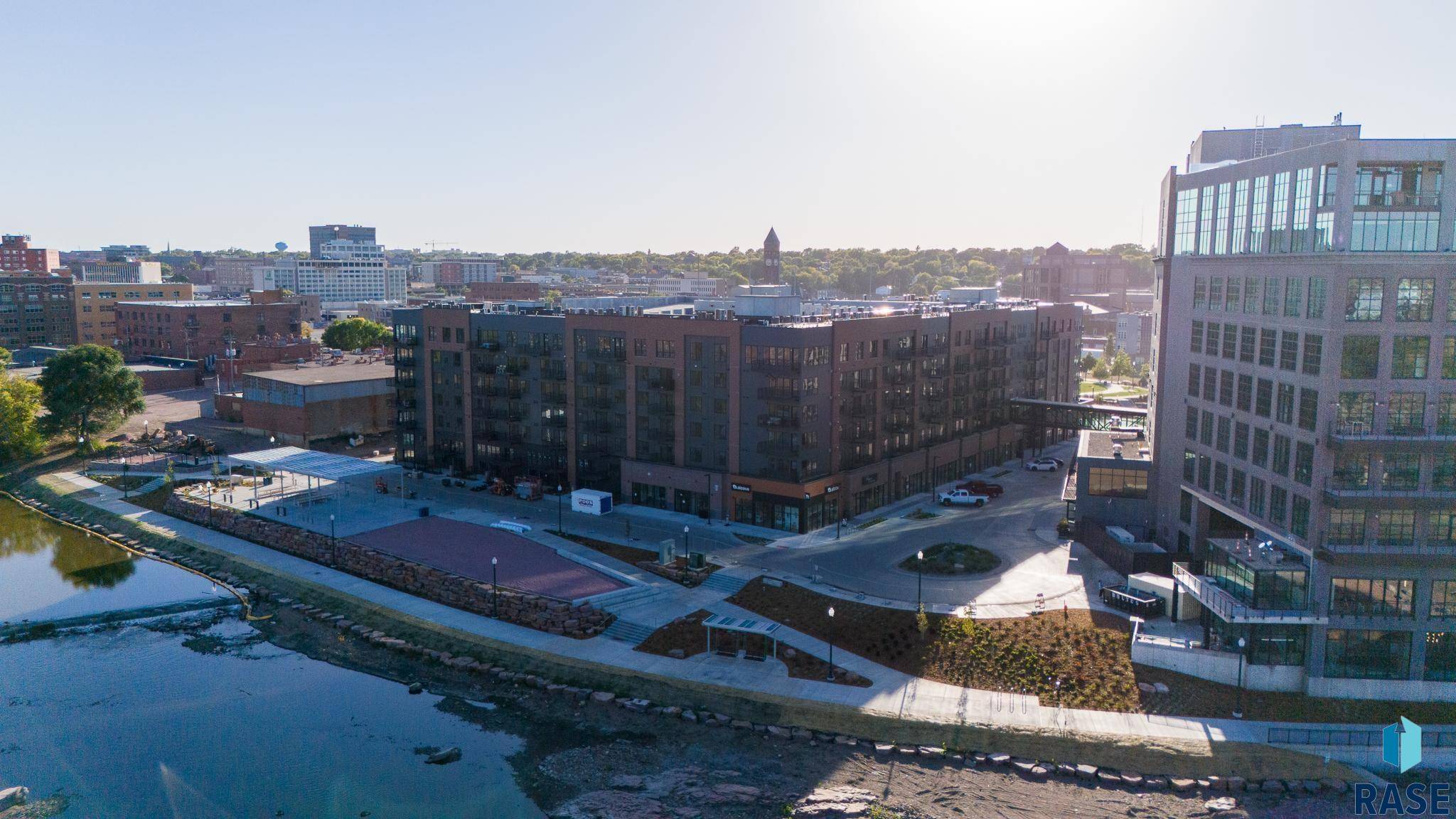 Sioux Falls, SD 57104,151 E 4th Pl