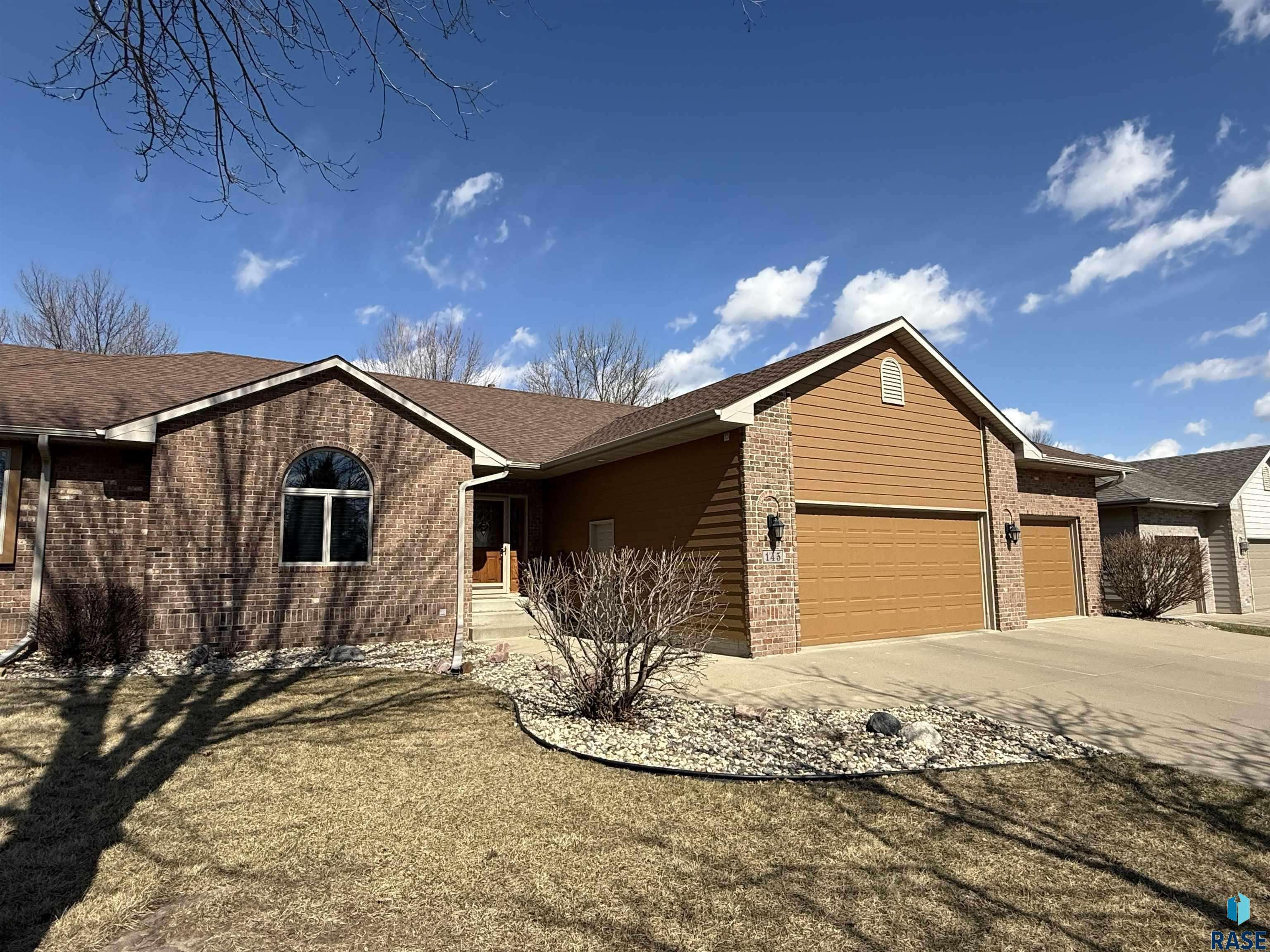 Sioux Falls, SD 57108,145 W Doral Ct