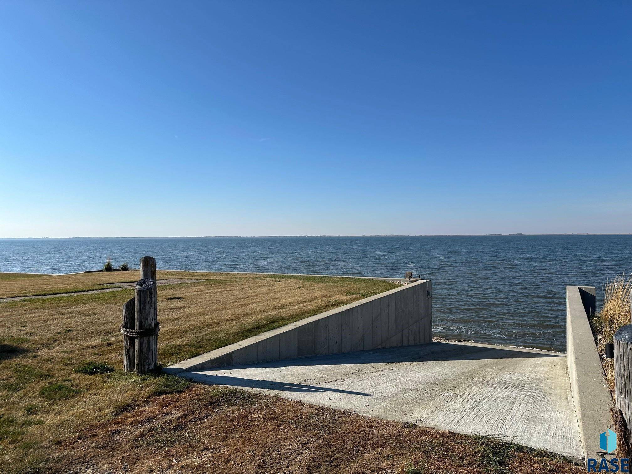 Lake Preston, SD 57249,21257 Vantage Point Dr