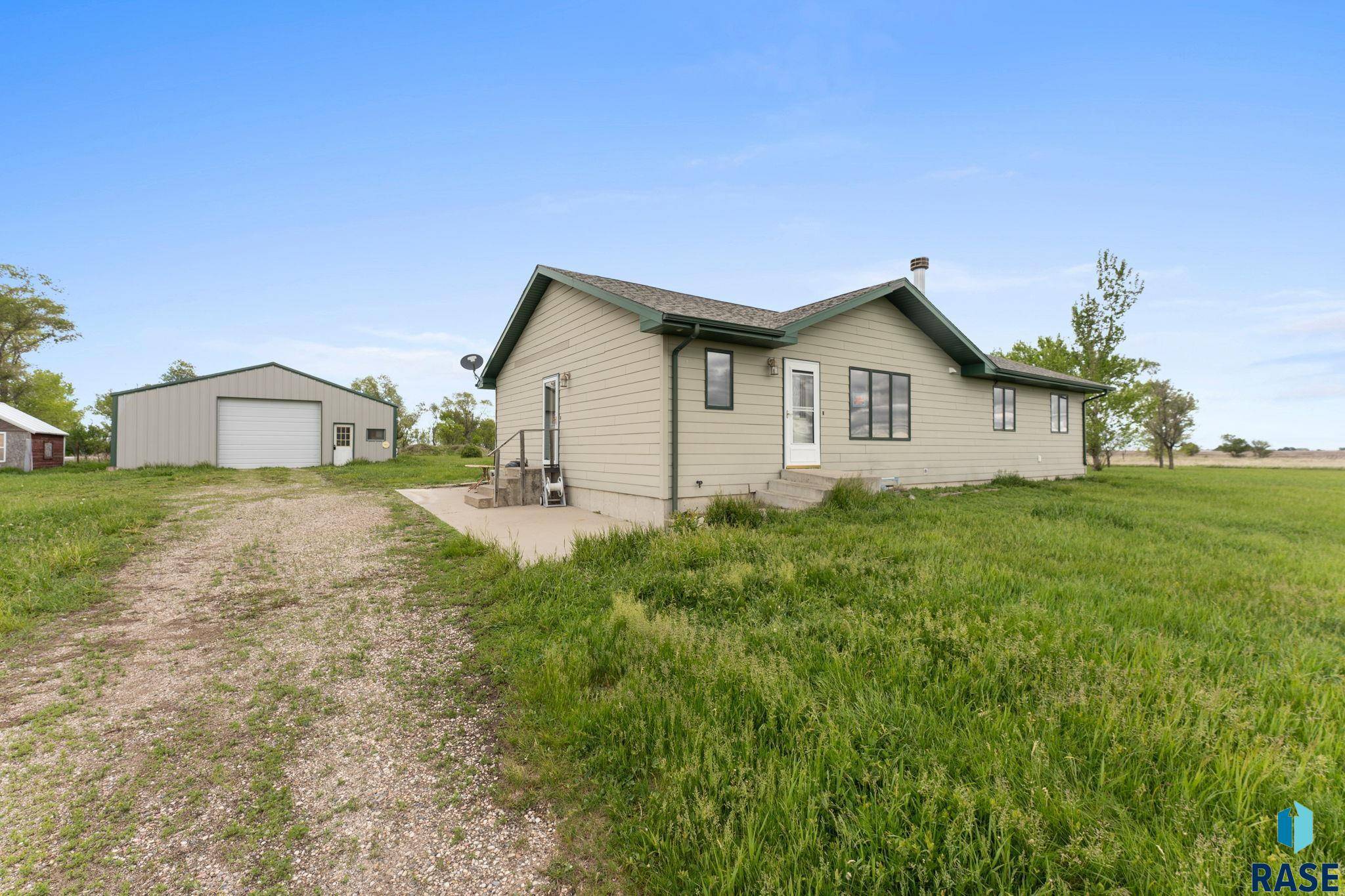 Huron, SD 57350,39240 210th St