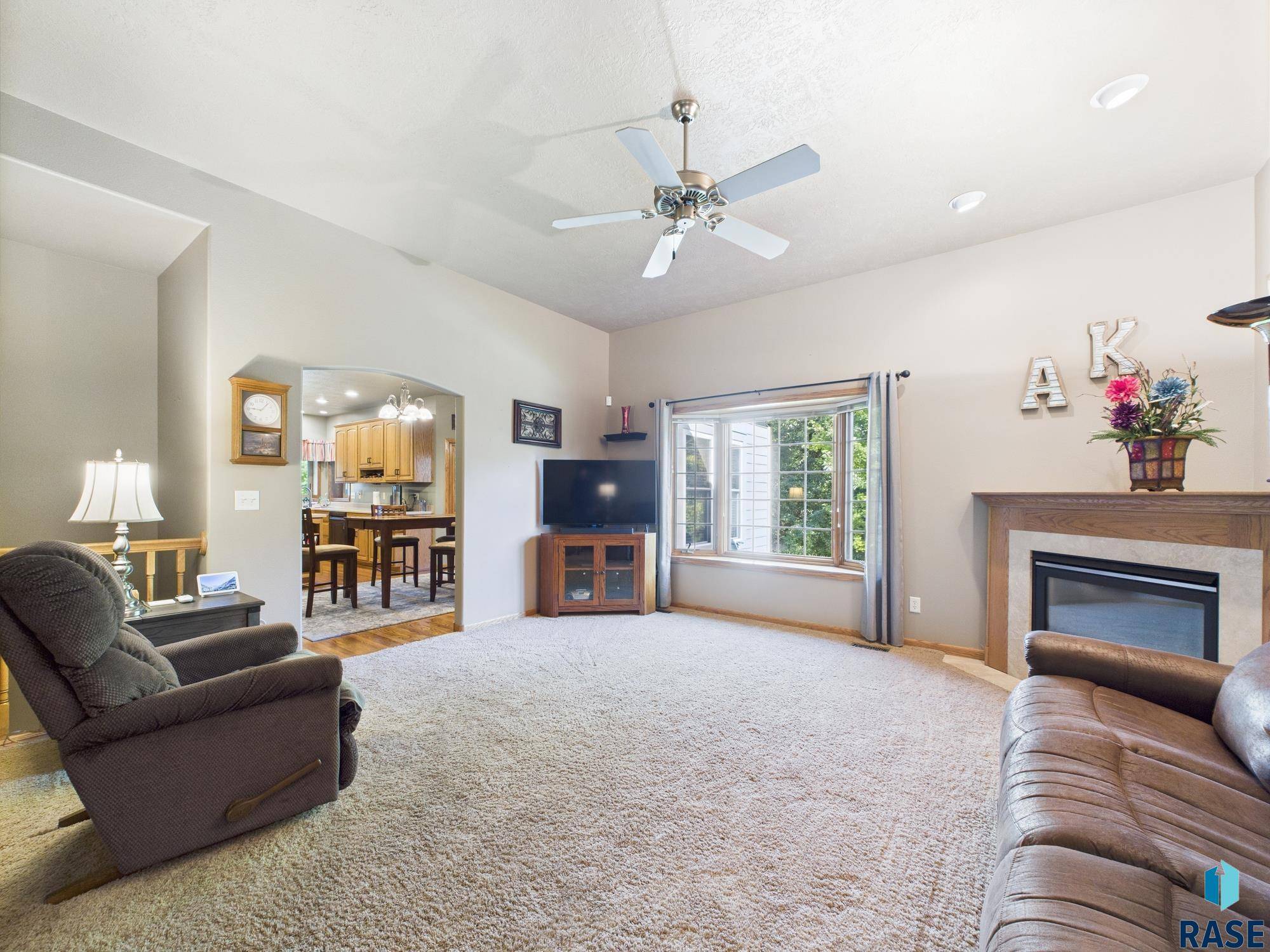 Sioux Falls, SD 57106,6908 W Stoney Creek St