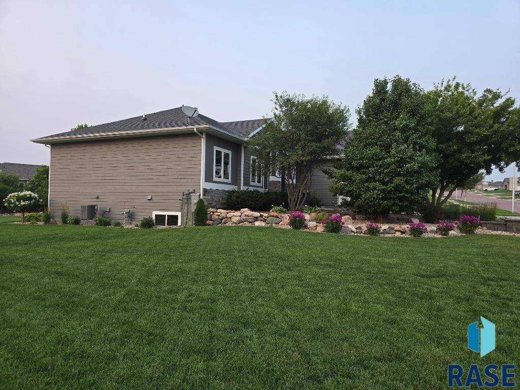 Sioux Falls, SD 57110,8200 E Willow Wood St