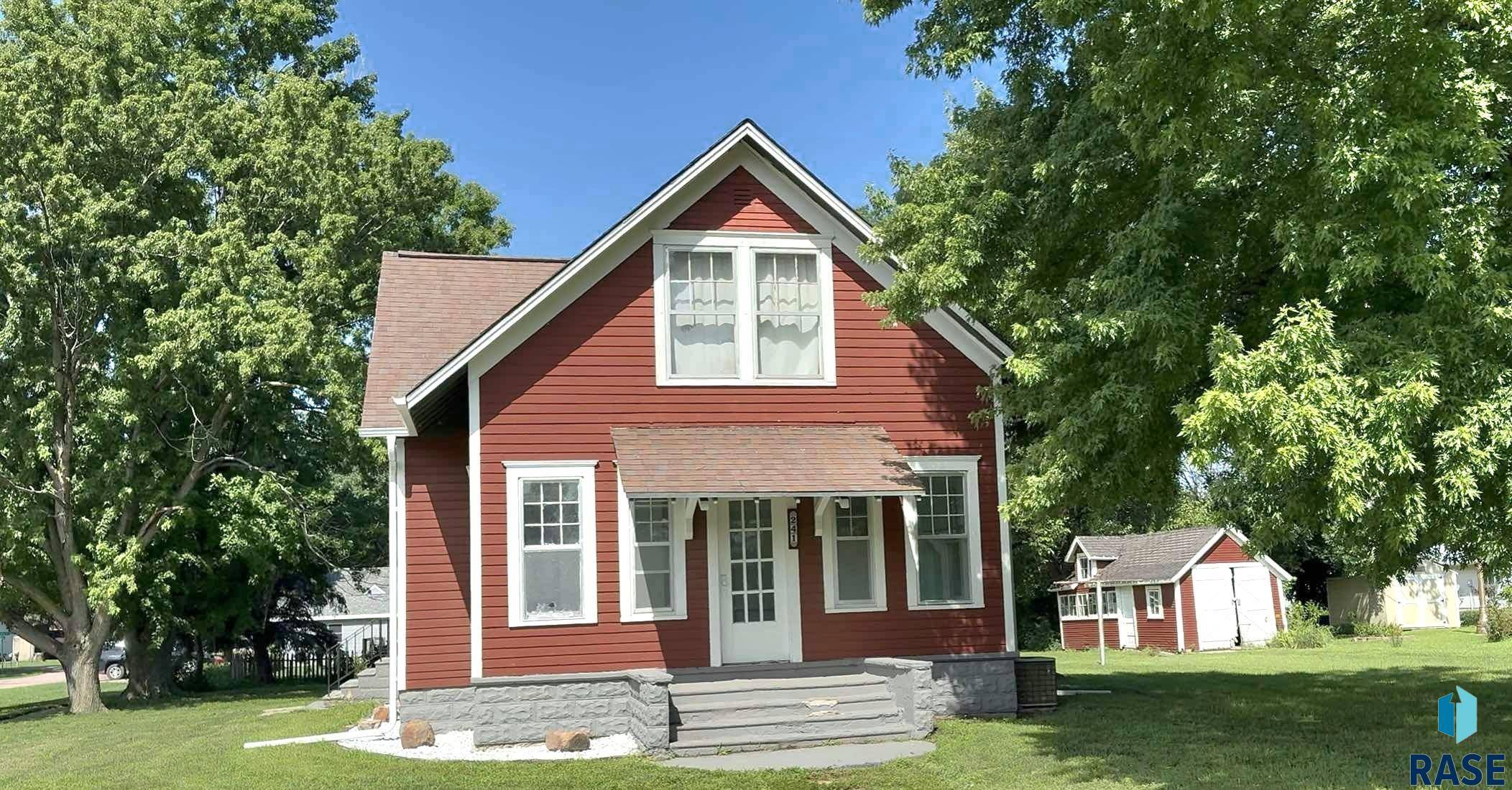 Centerville, SD 57014,241 Florida St