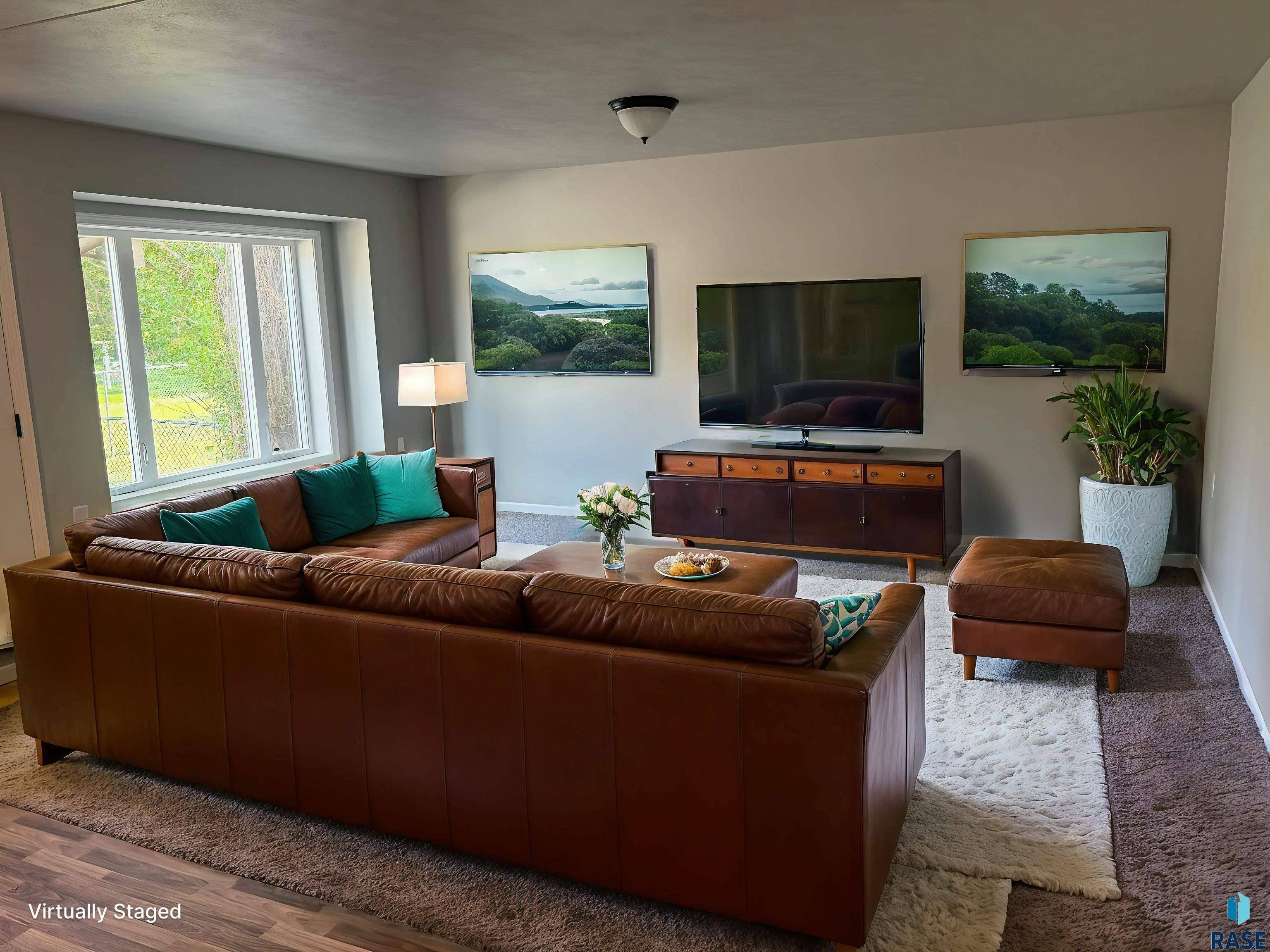 Sioux Falls, SD 57104,301 N Willow Ave