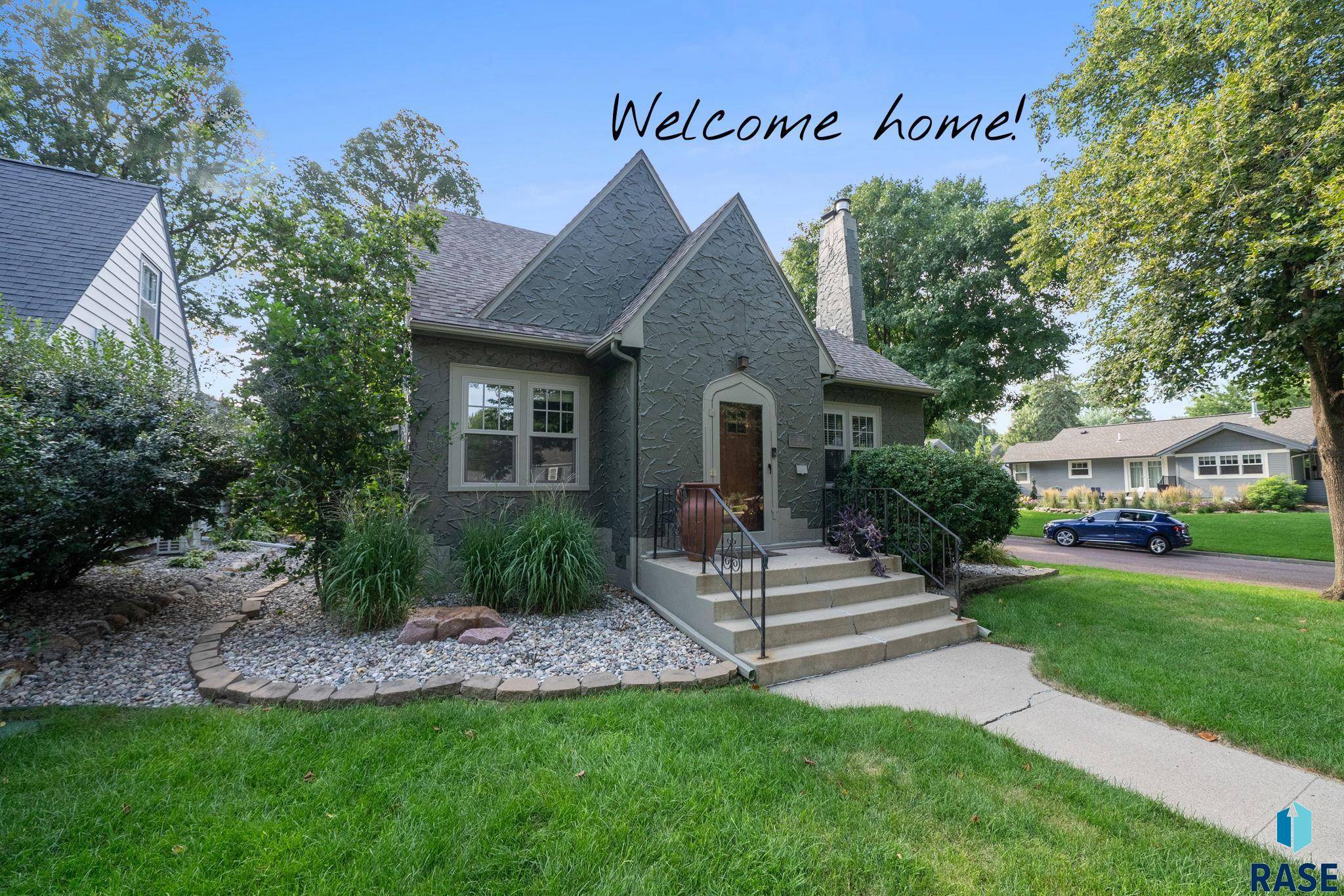 Sioux Falls, SD 57105,1701 S Carter Pl