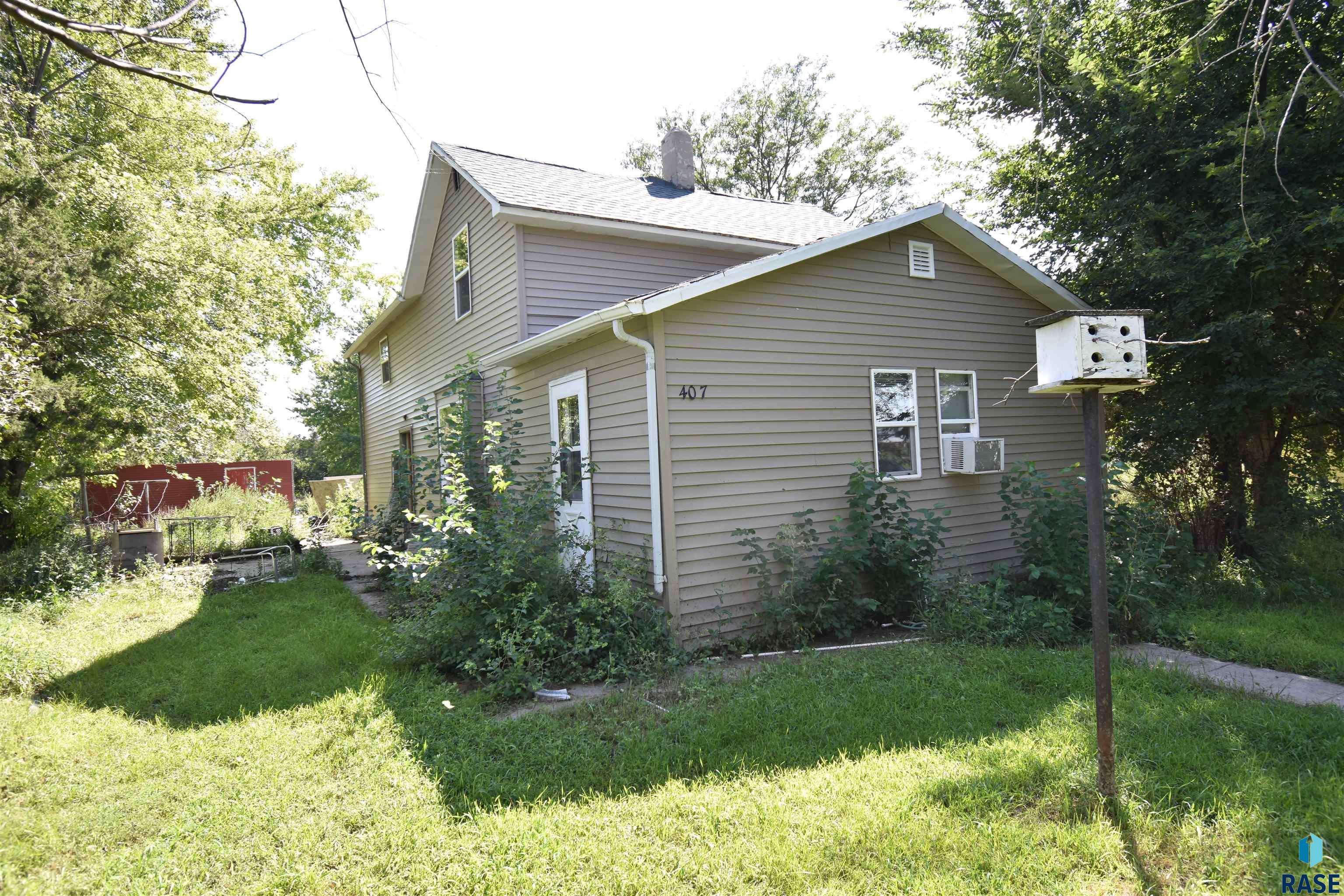 Delmont, SD 57330,407 W Main St