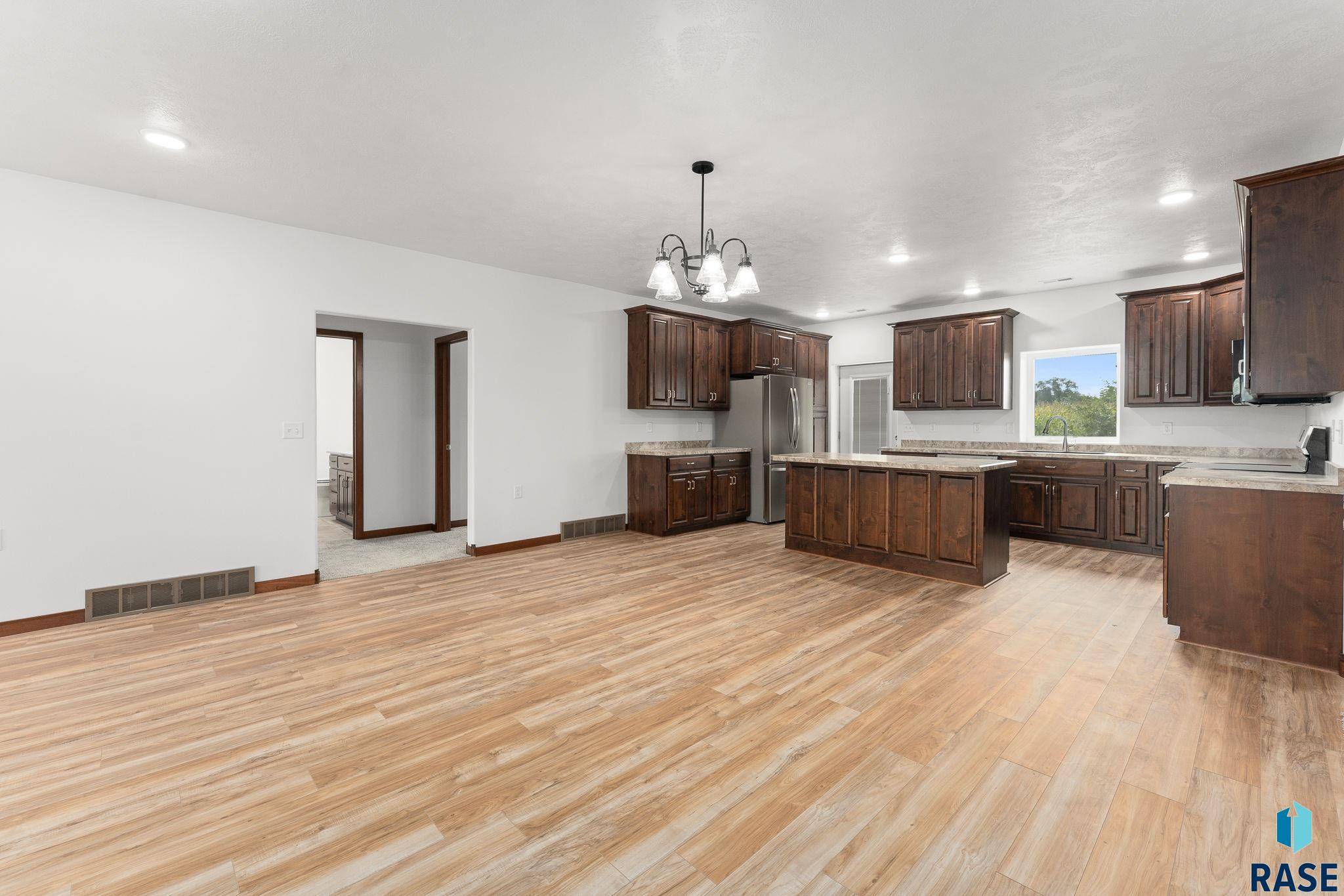 Centerville, SD,963 Thomas Dr