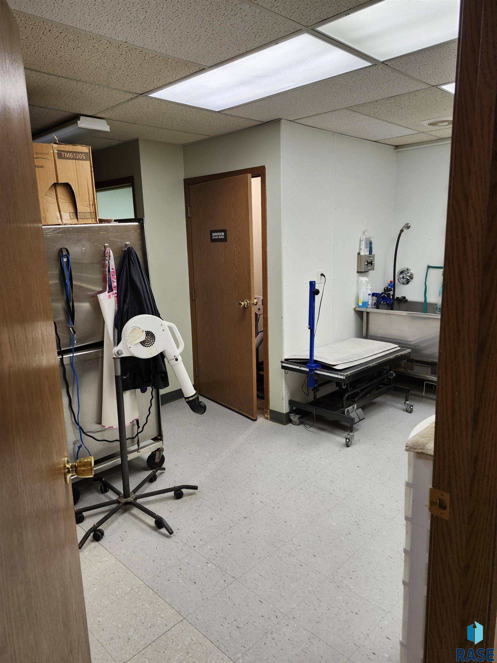 Yankton, SD 57078,1603 Broadway Ave