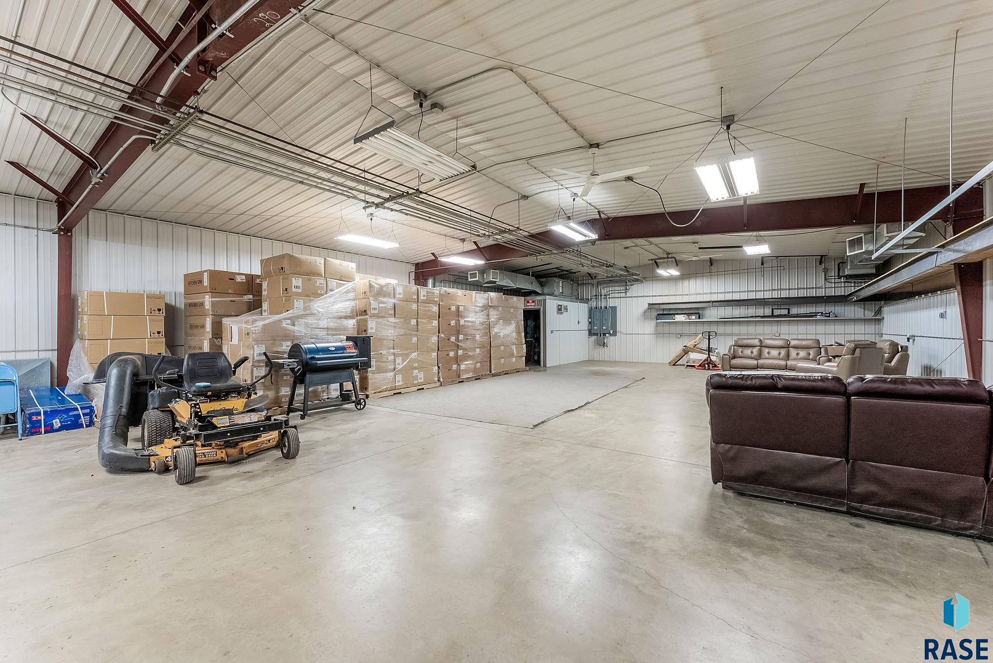 Sioux Falls, SD 57103,604 S Charlotte Ave