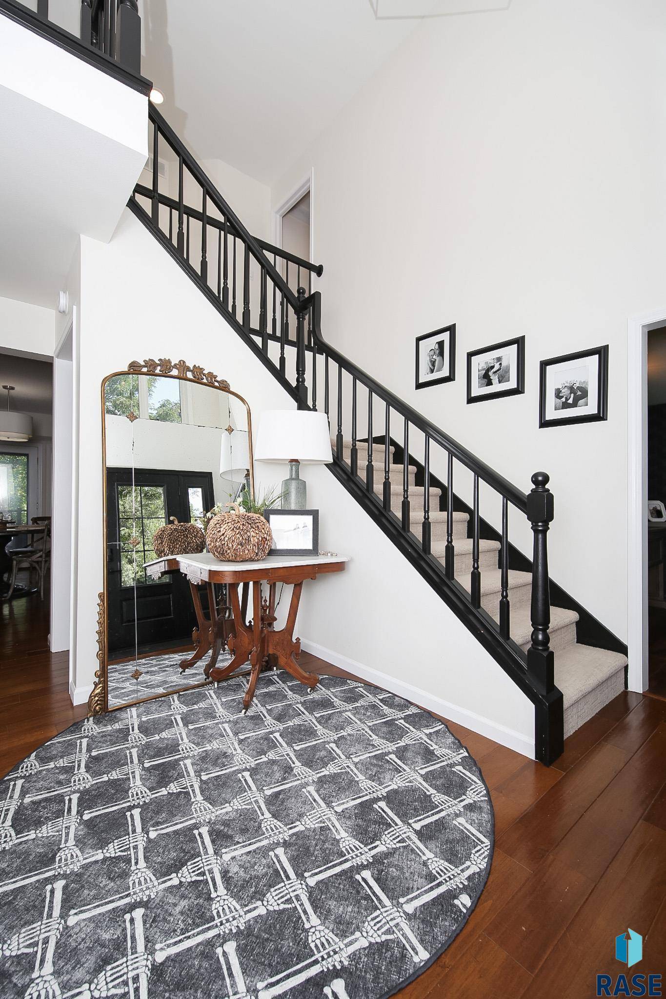 Sioux Falls, SD 57108,801 W Bayberry Cir