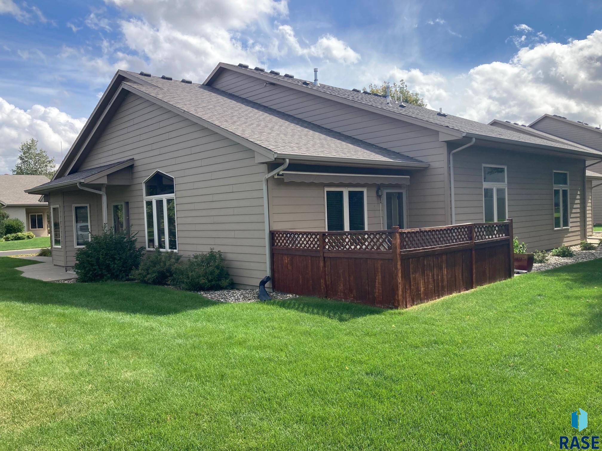 Sioux Falls, SD 57108,8301 S Brenda Pl